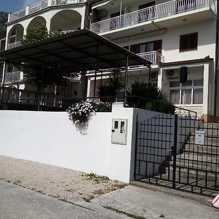 Ani 2 Appartement *