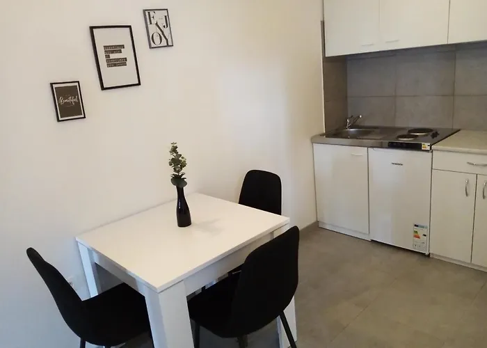 Ani 2 Apartman *