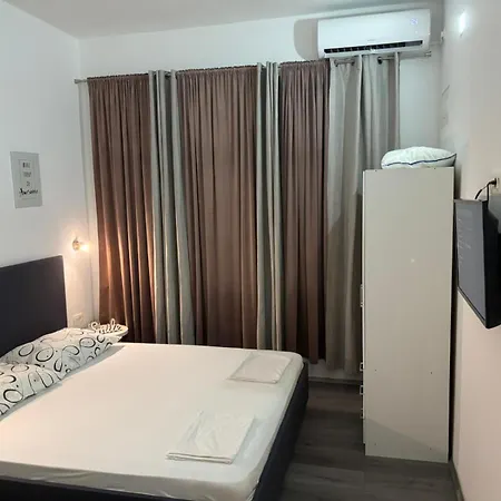 Ani 2 * Gradac (Split-Dalmatia)