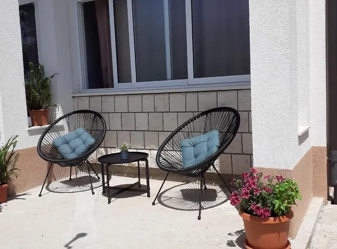 Ani 2 * 格拉达茨